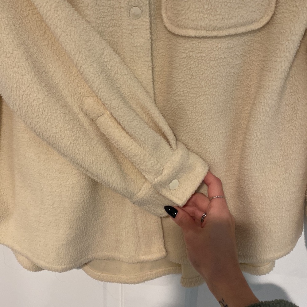 Off White Cozy Shacket - Picture 4 of 4